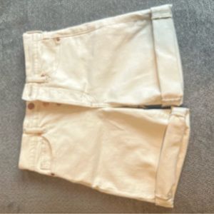 Beige white shorts jorts banana republic aesthetic high waisted